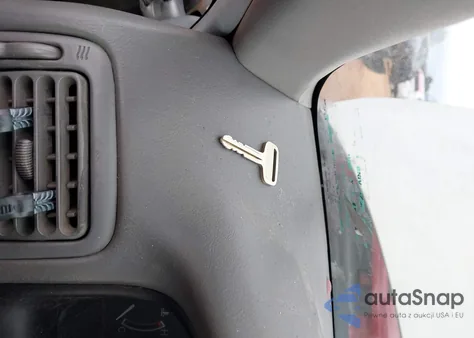 2001 Toyota Corolla Le z USA, uszkodzony, nr VIN 2T1BR12E71C507692